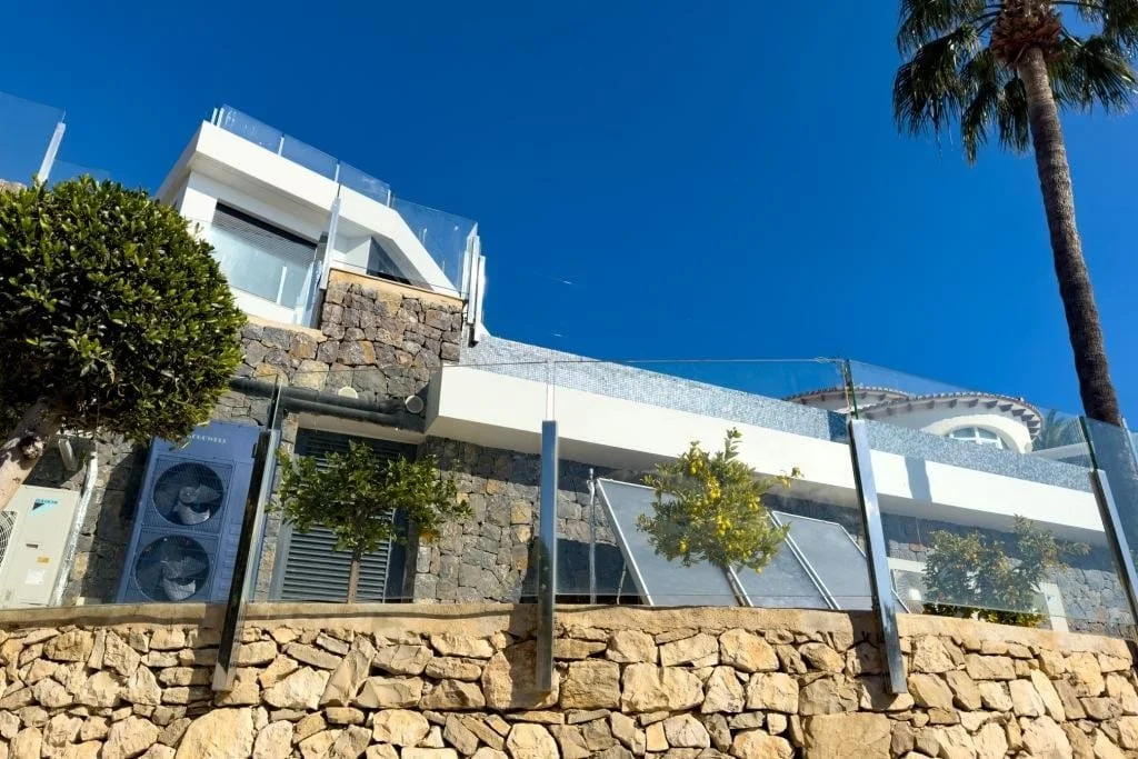 Villa frente al mar en Calpe, 470 m², spa