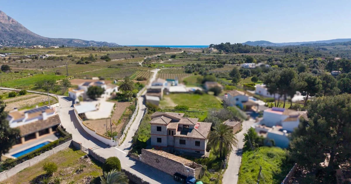 Villa con gran parcela cerca de Jávea