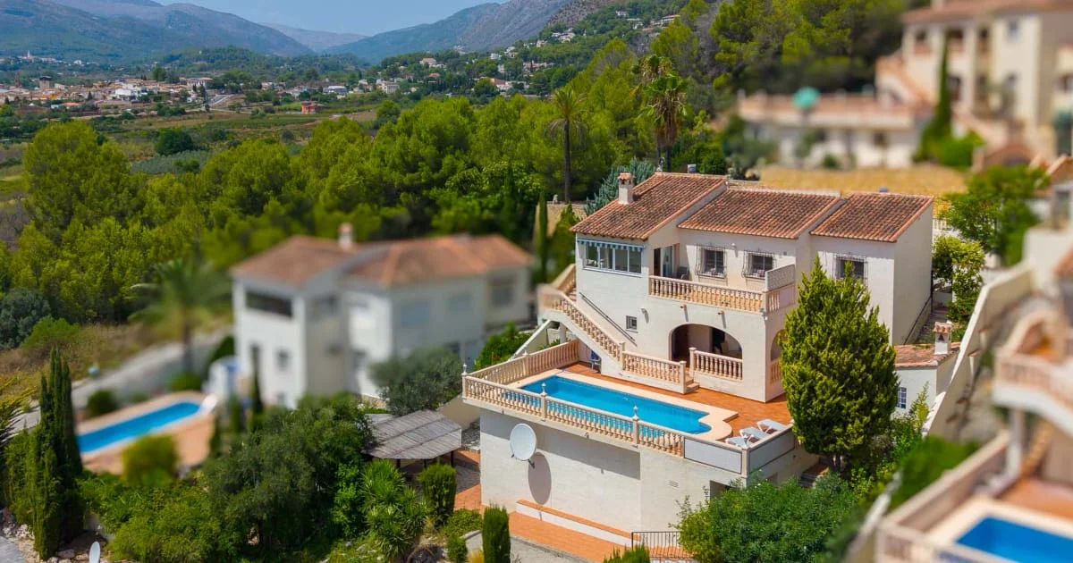 Villa tradicional con apartamento de invitados
