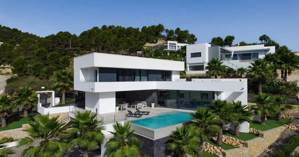 Modern Jávea villa, three bedrooms