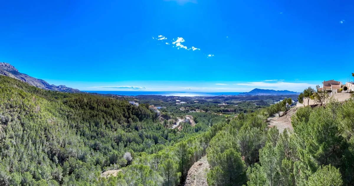 Altea plot with 985 m²