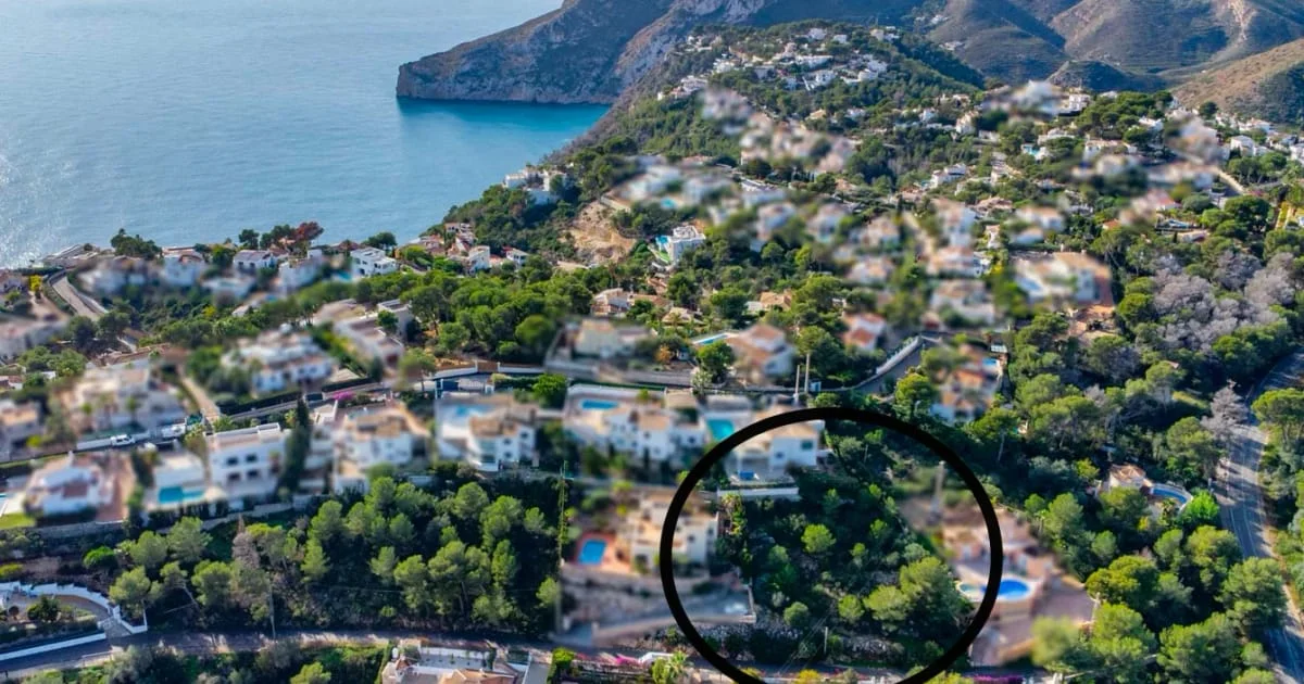 Parcela edificable cerca de Ambolo
