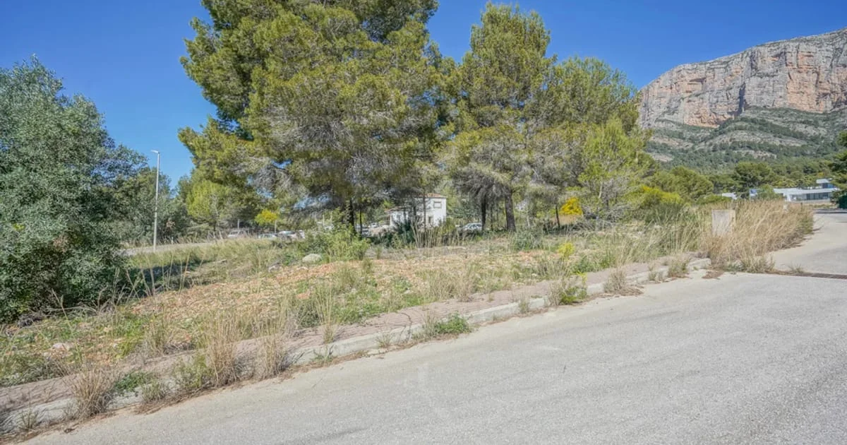 Commercial plot in Jávea, 1,500 m²