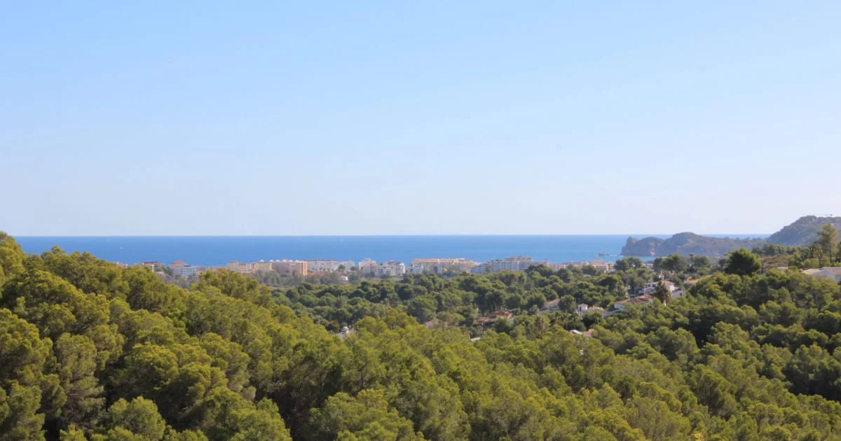 Parcelas edificables con vistas al mar