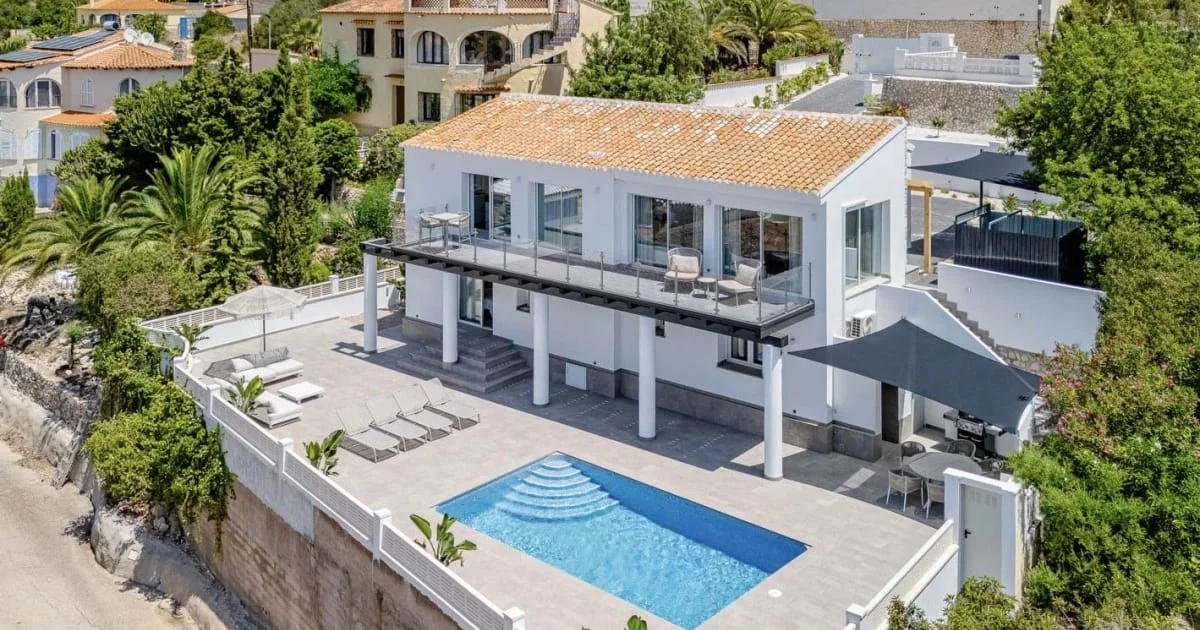Villa reformada en Calpe, cuatro dormitorios