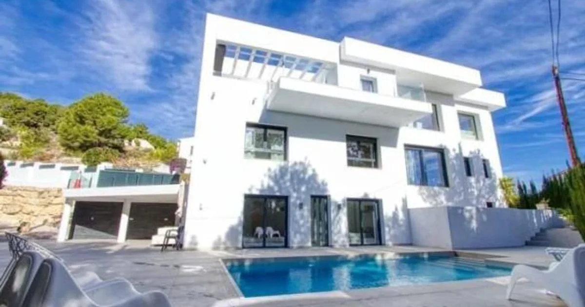 Villa nueva en Calpe, 4 dormitorios