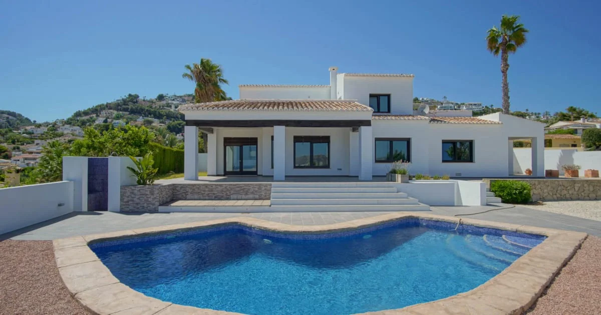 Mediterranean villa with sea views
