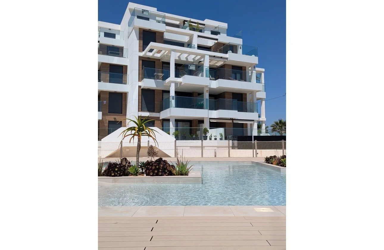 New-build beachfront penthouse, 2 bedrooms