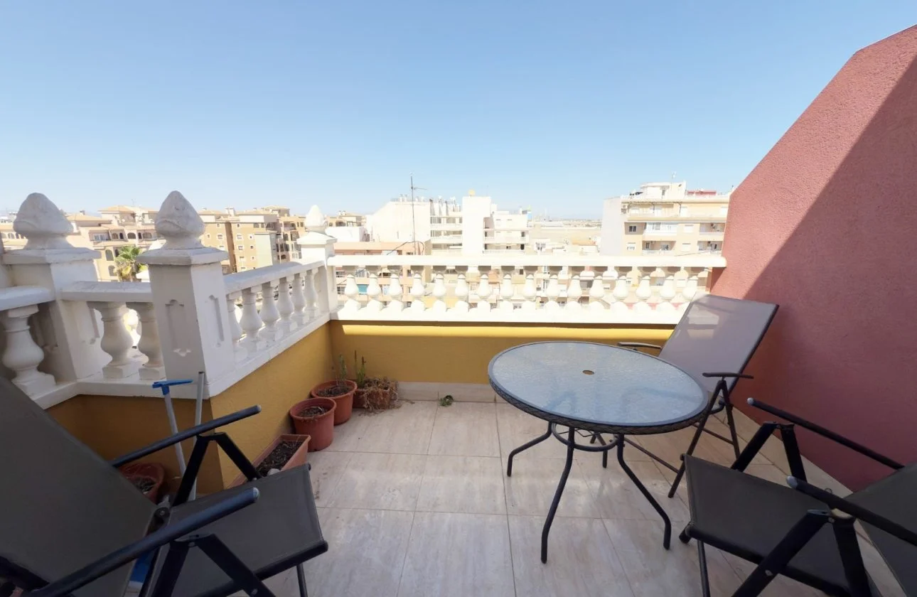 Ático céntrico en Torrevieja, 2 dormitorios