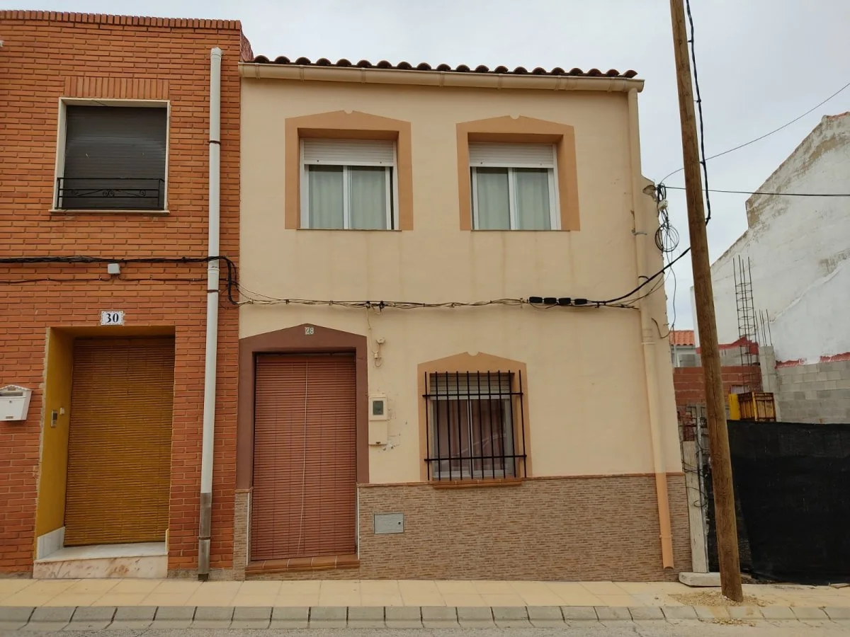 Casa reformada en Bonete, 4 dormitorios