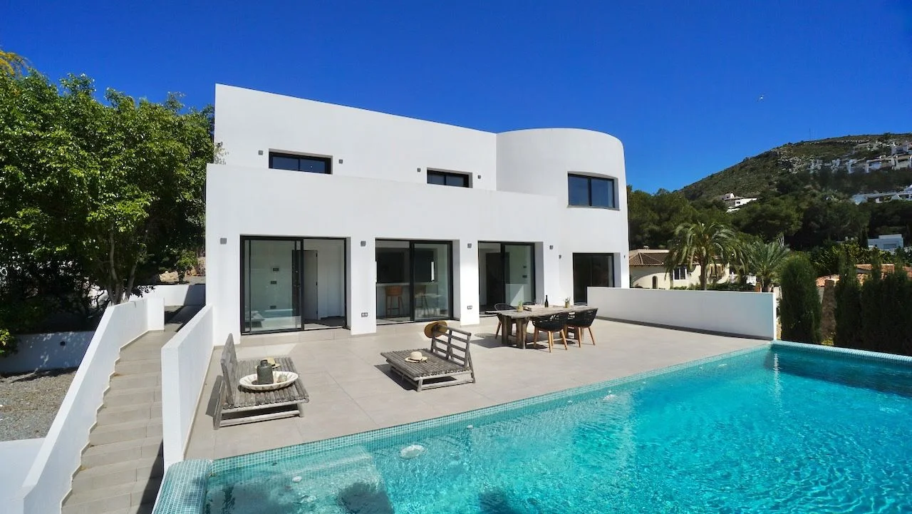 Reformed Moraira villa, 521 sqm, pool