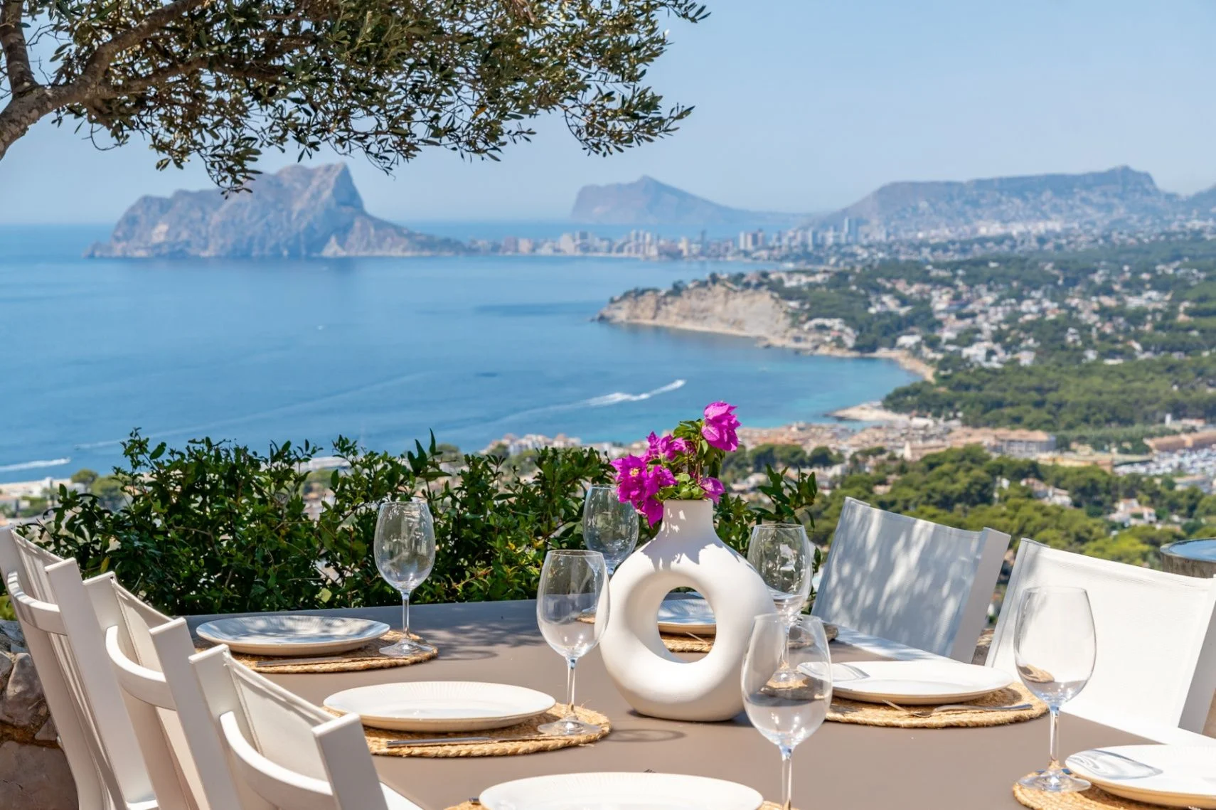 Renovated Moraira villa, four bedrooms