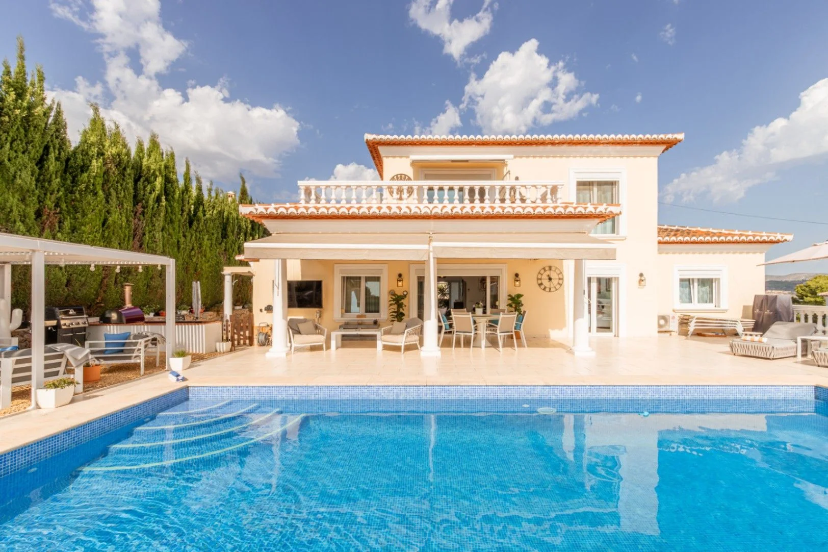 Moraira villa with sea views
