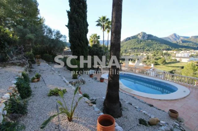 Three-bedroom villa with pool in Orba
