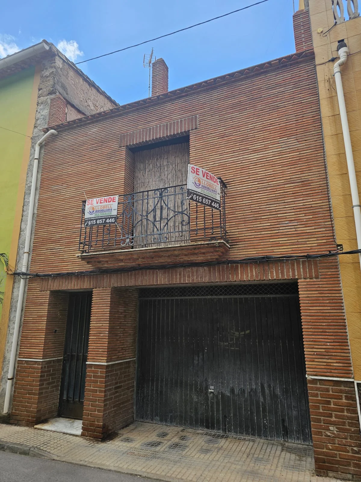 Two-floor Benigembla house, 212 m²