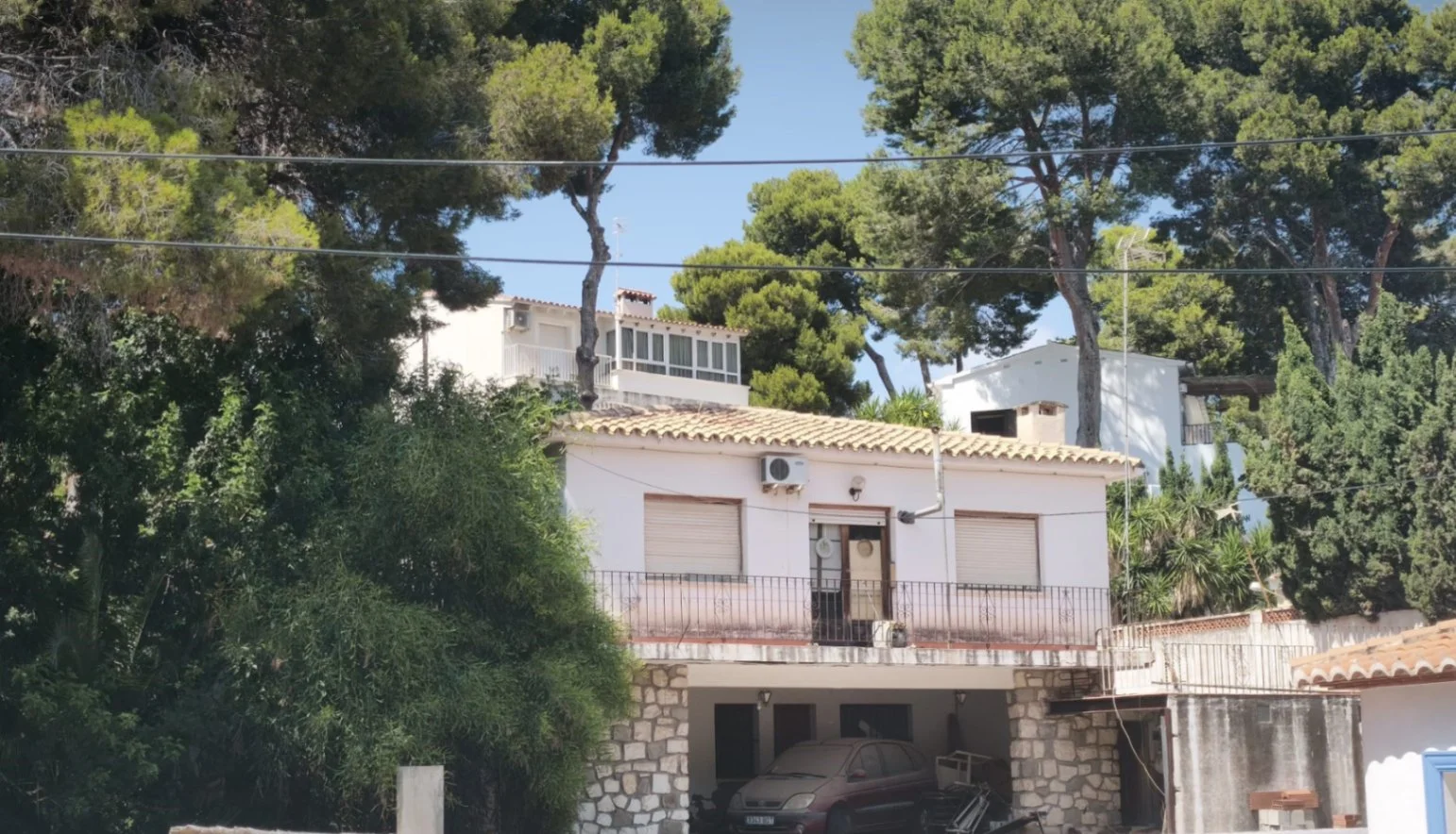 Renovation chalet near El Portet beach