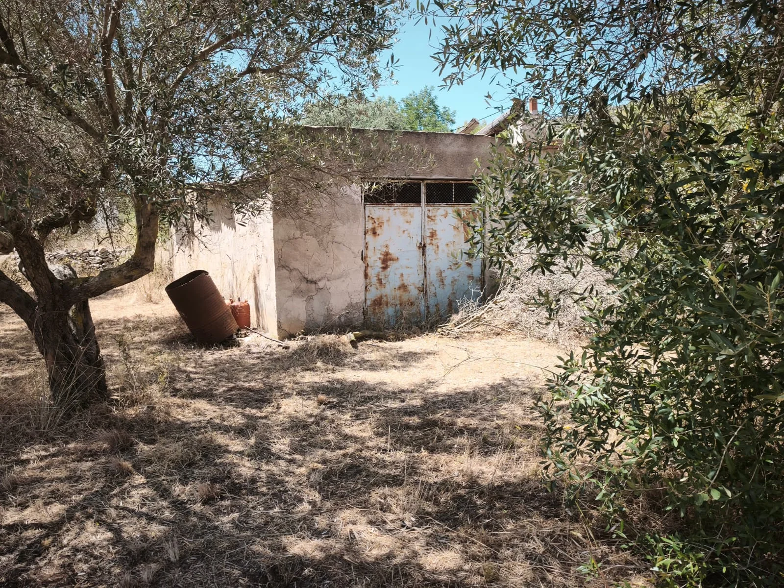 Parcela en Teulada con almacén de 125 m²