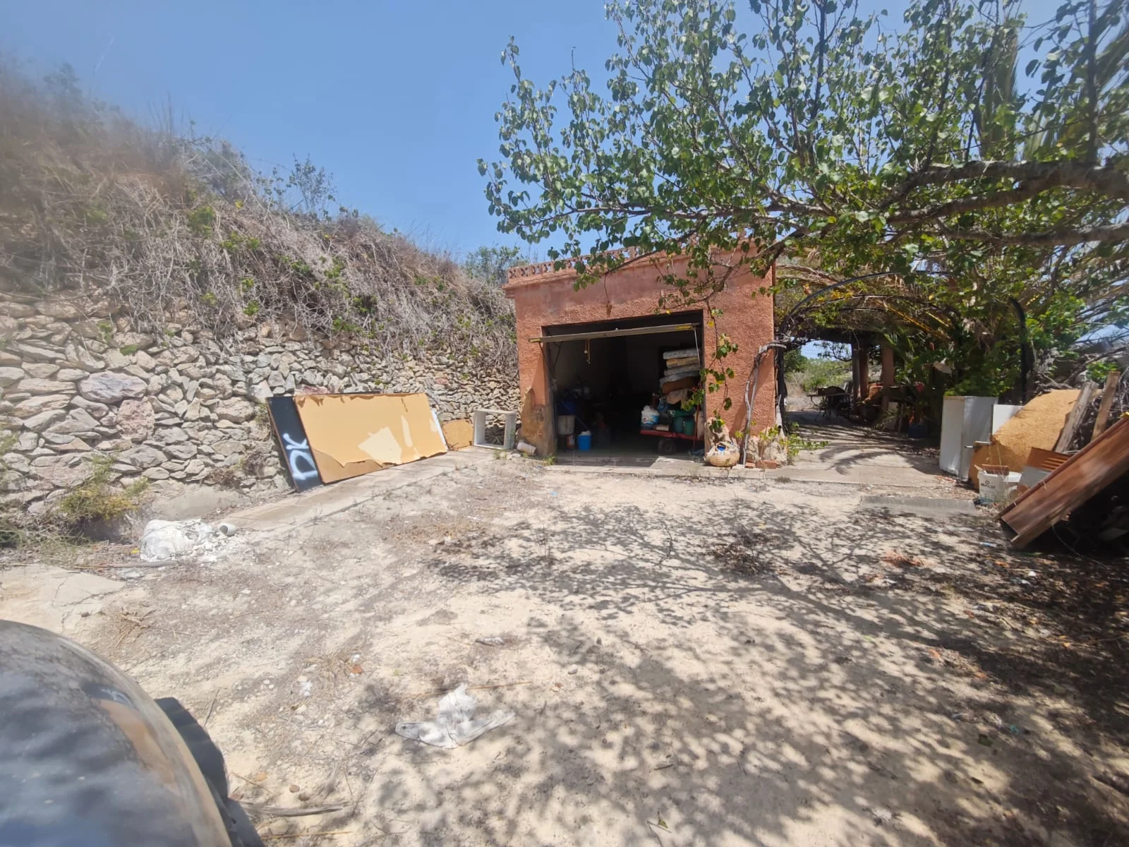 Teulada land with legal 40 m² house