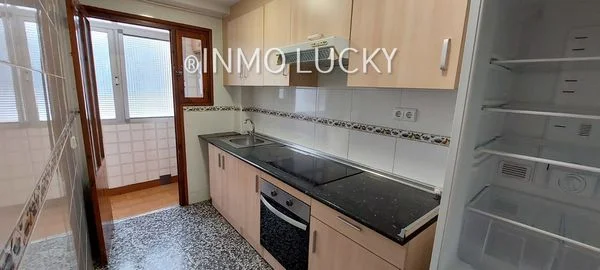 Piso alquilado en Paterna, tres dormitorios
