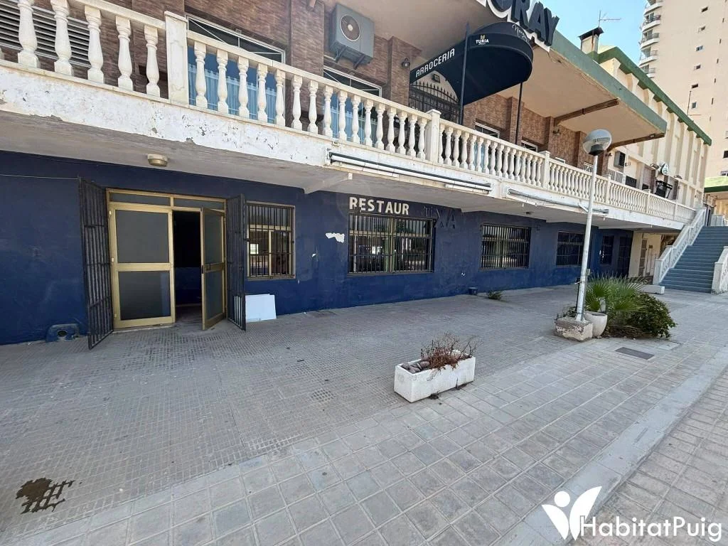 Local comercial junto a la playa, 680 m²
