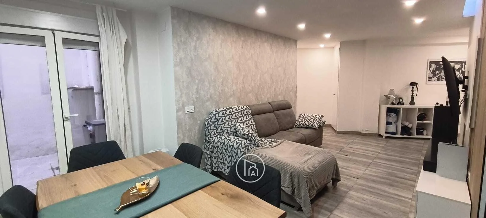 Reformed Valencia ground-floor flat