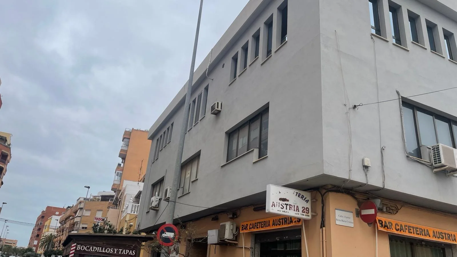 Churruca office with 114 m²