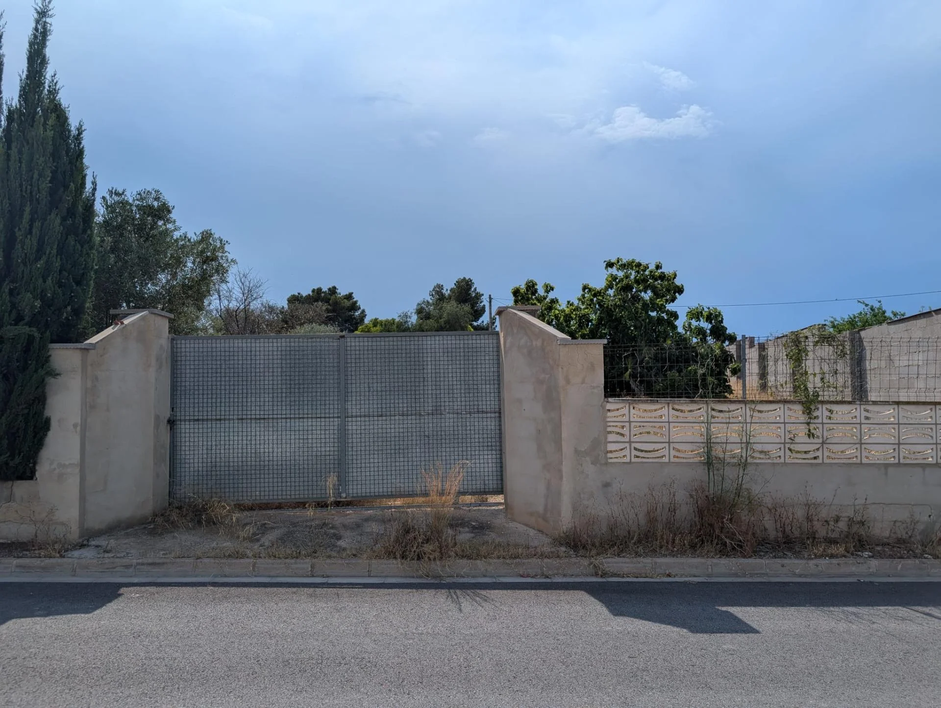 Large development plot in Bétera