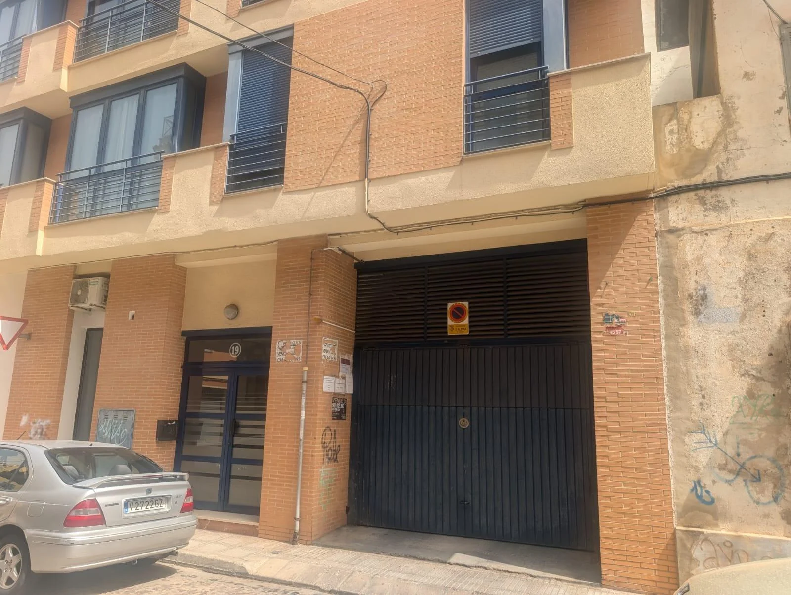 Alzira parking space, 27 m²