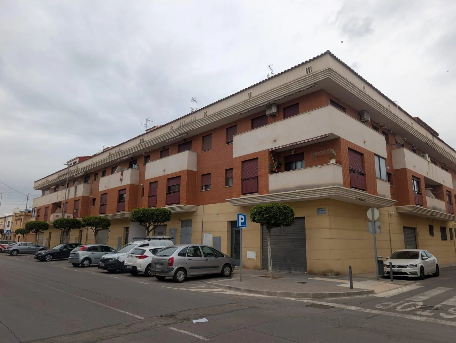 Well-kept Almassora flat, three bedrooms
