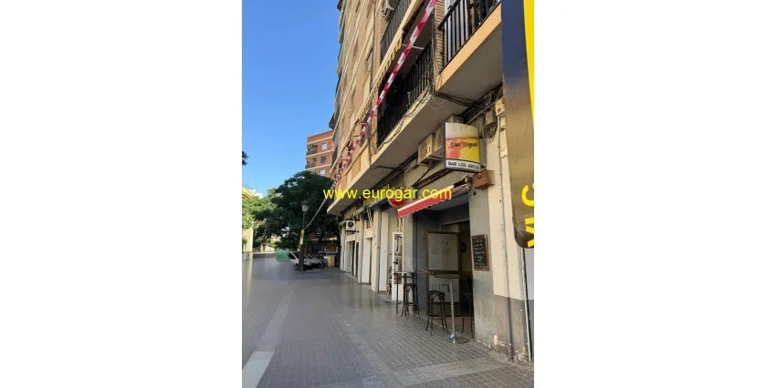 Operating restaurant premises in Patraix
