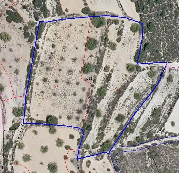 Rural plot near Chiva, 8,327 m²