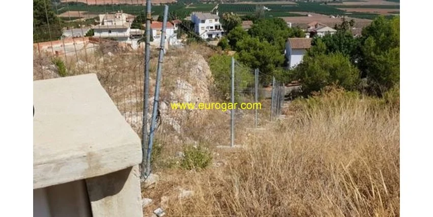 Urban plot in Chiva with sea views