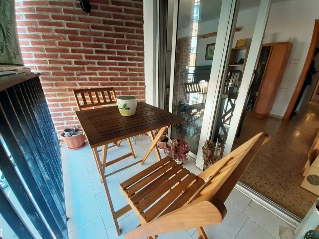 Exterior Patraix flat, 3 bedrooms