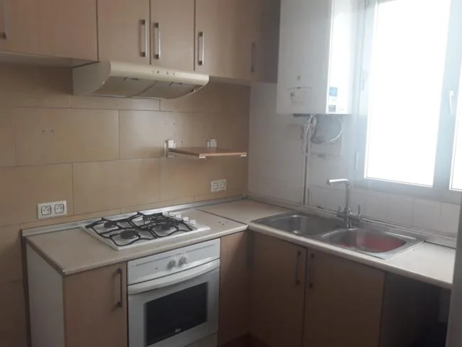Piso de cuatro habitaciones en En Corts
