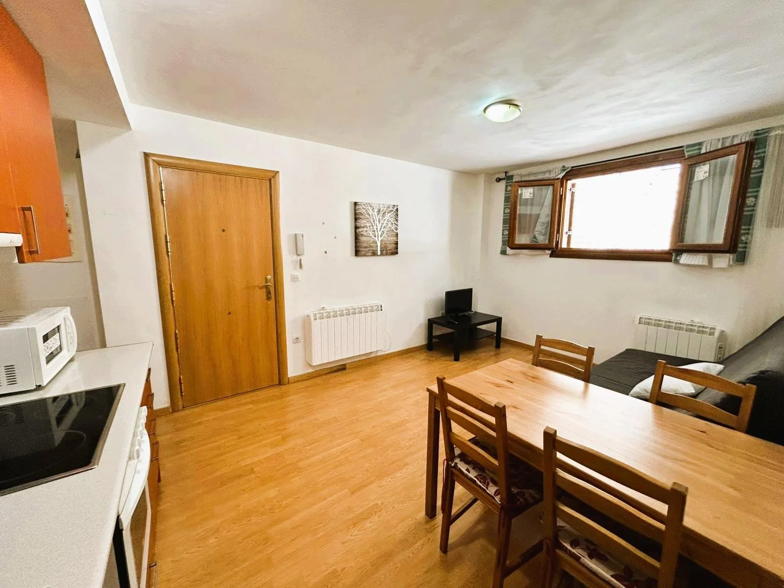 Rural apartment in Gudar, 2 bedrooms