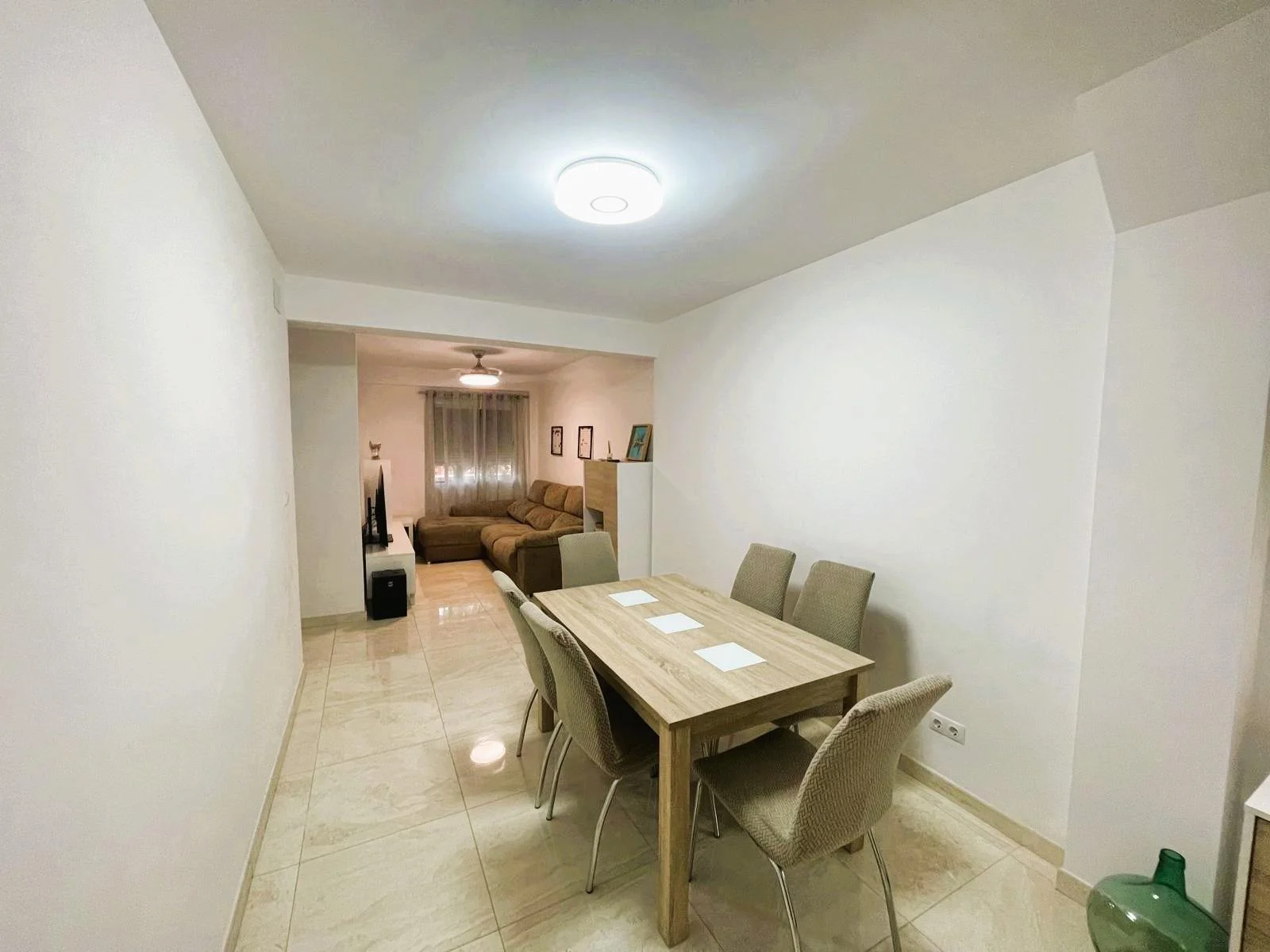 Reformed two-bedroom flat near metro
