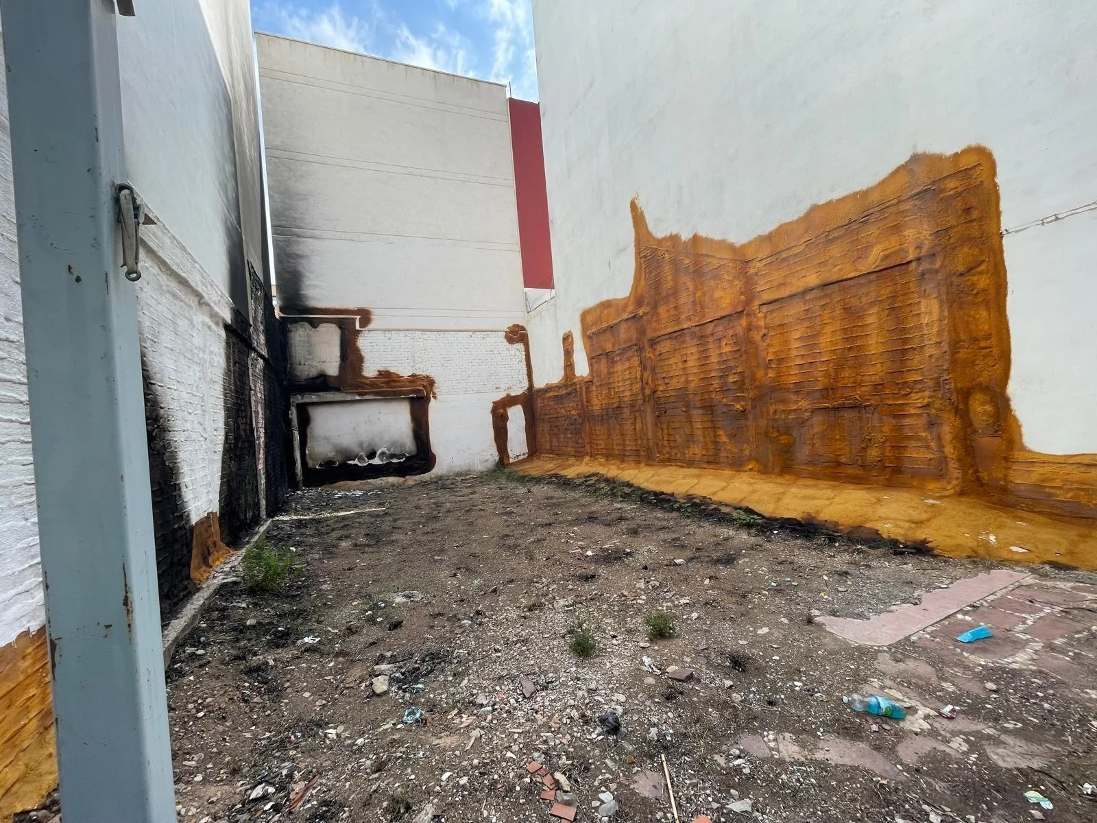 Urban development plot with 1011 m² potential