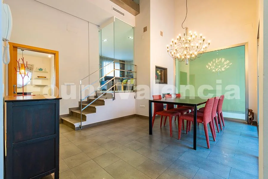 Detached townhouse in Alberic, 522 m²
