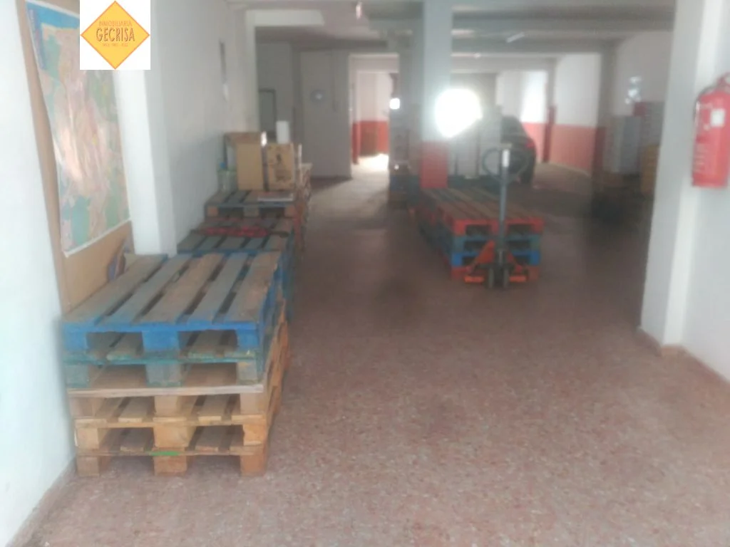 Local comercial divisible en Burjassot