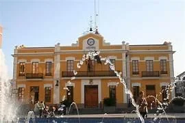 Solar edificable en Burjassot, potencial de cinco plantas