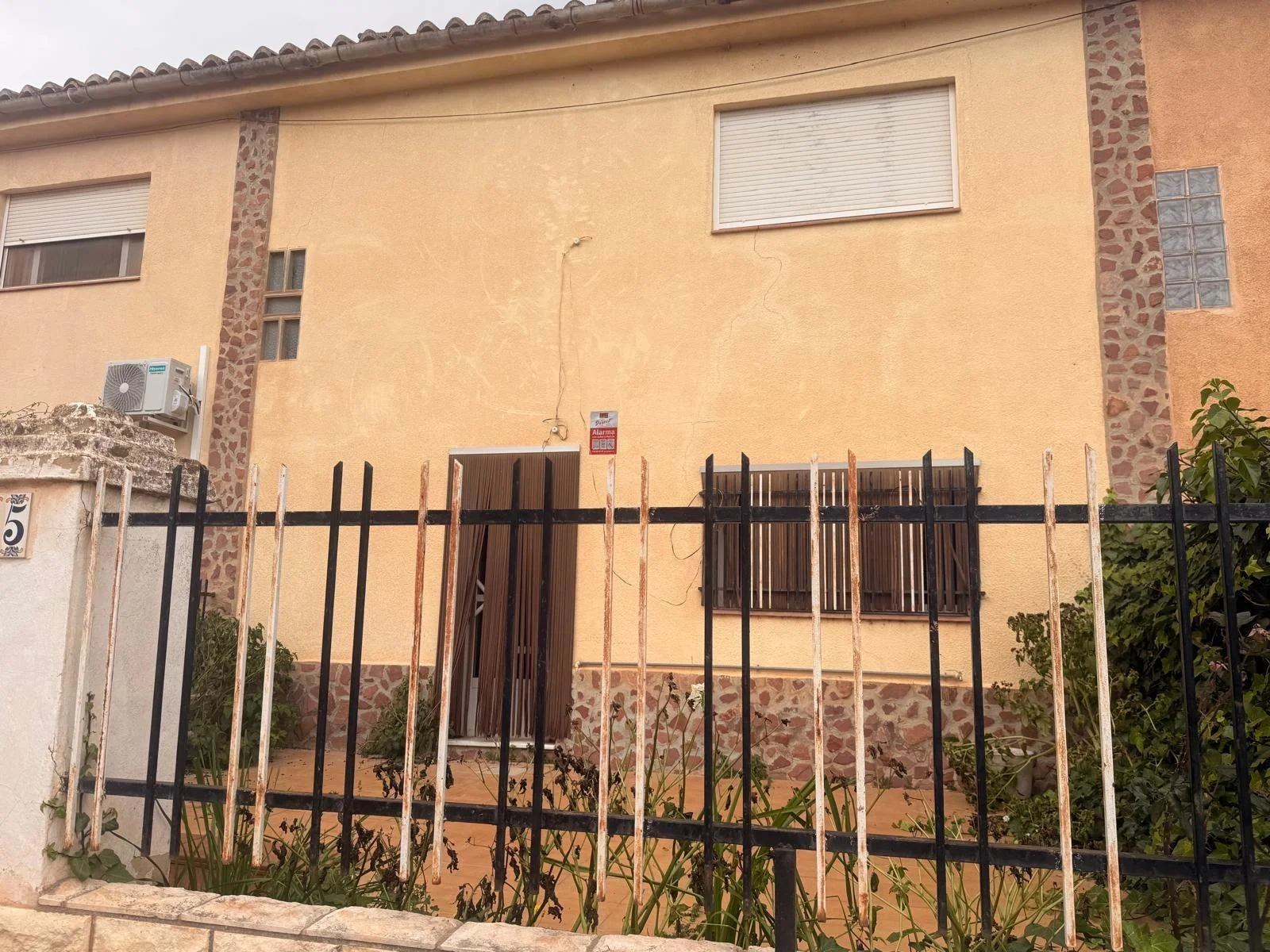Townhouse in Villar, three bedrooms, patio