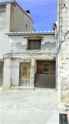 Casa rural reformada en Abejuela, 3 dormitorios
