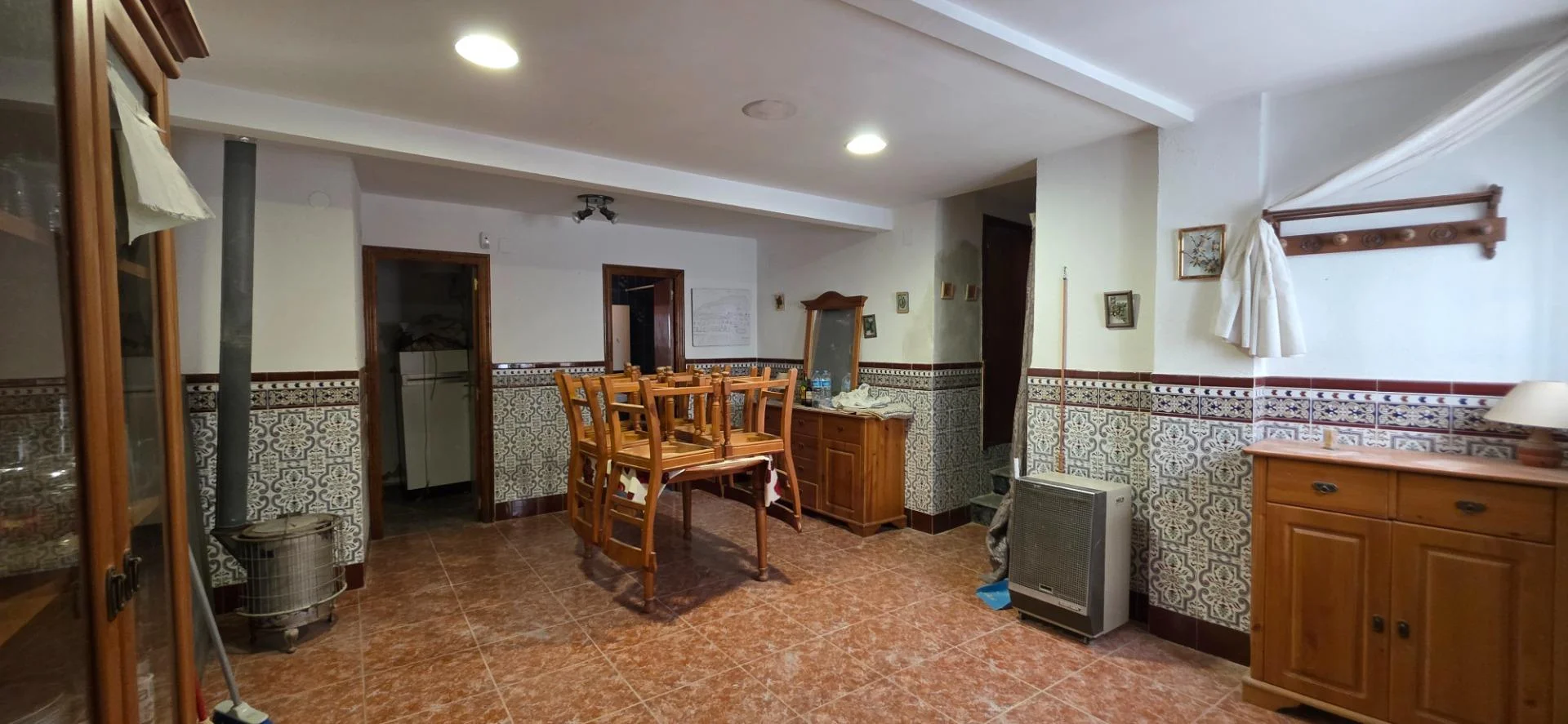 Adosado histórico en Chelva, 260 m²