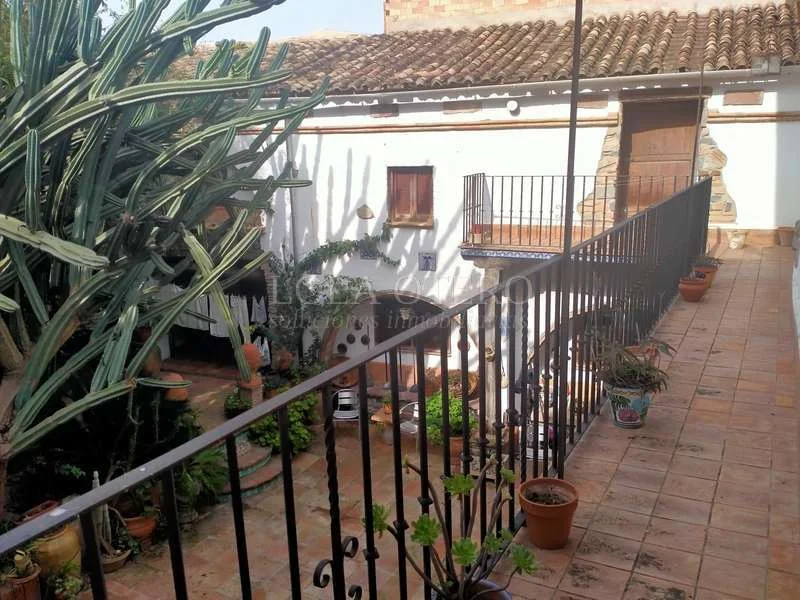 Casa señorial histórica restaurada de 840 m²