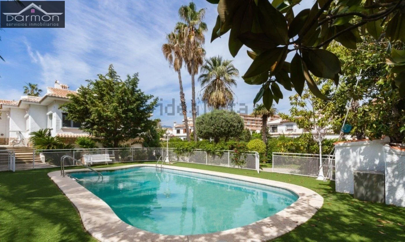 Luxury chalet near Gandia beach, 7 bedrooms