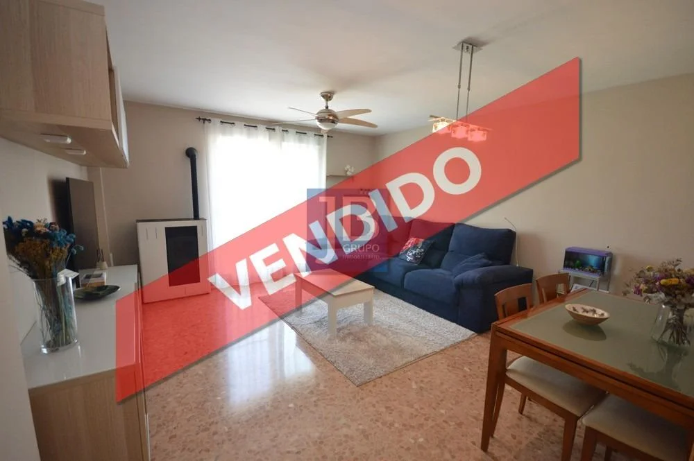 Amplio piso céntrico con garaje