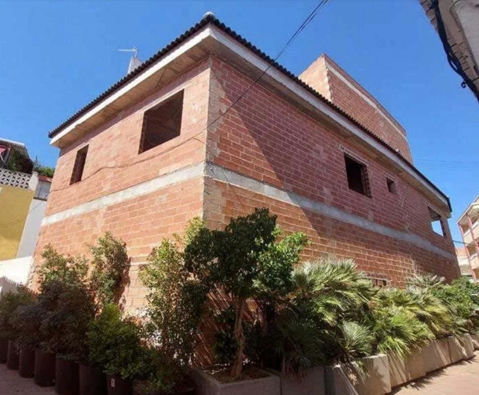 Part-built Gandia house, 3 bedrooms