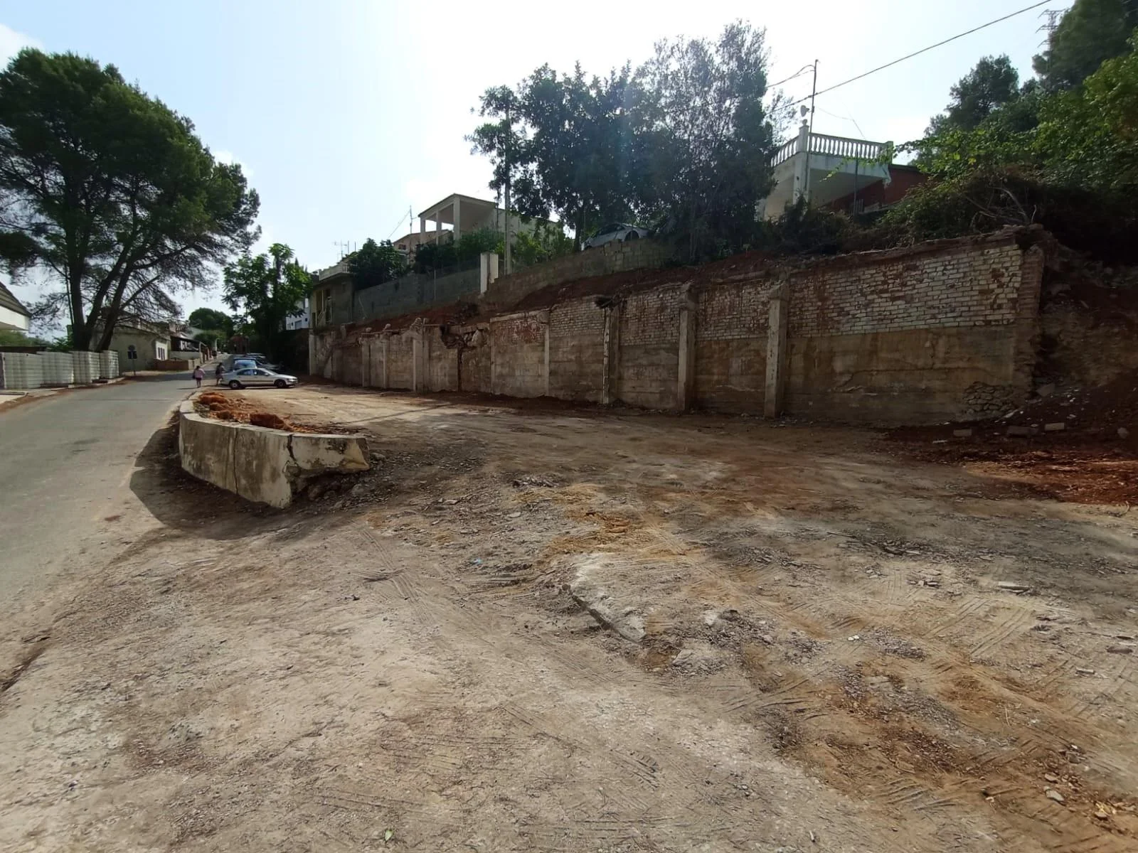 Parcela de 832 m² con potencial residencial