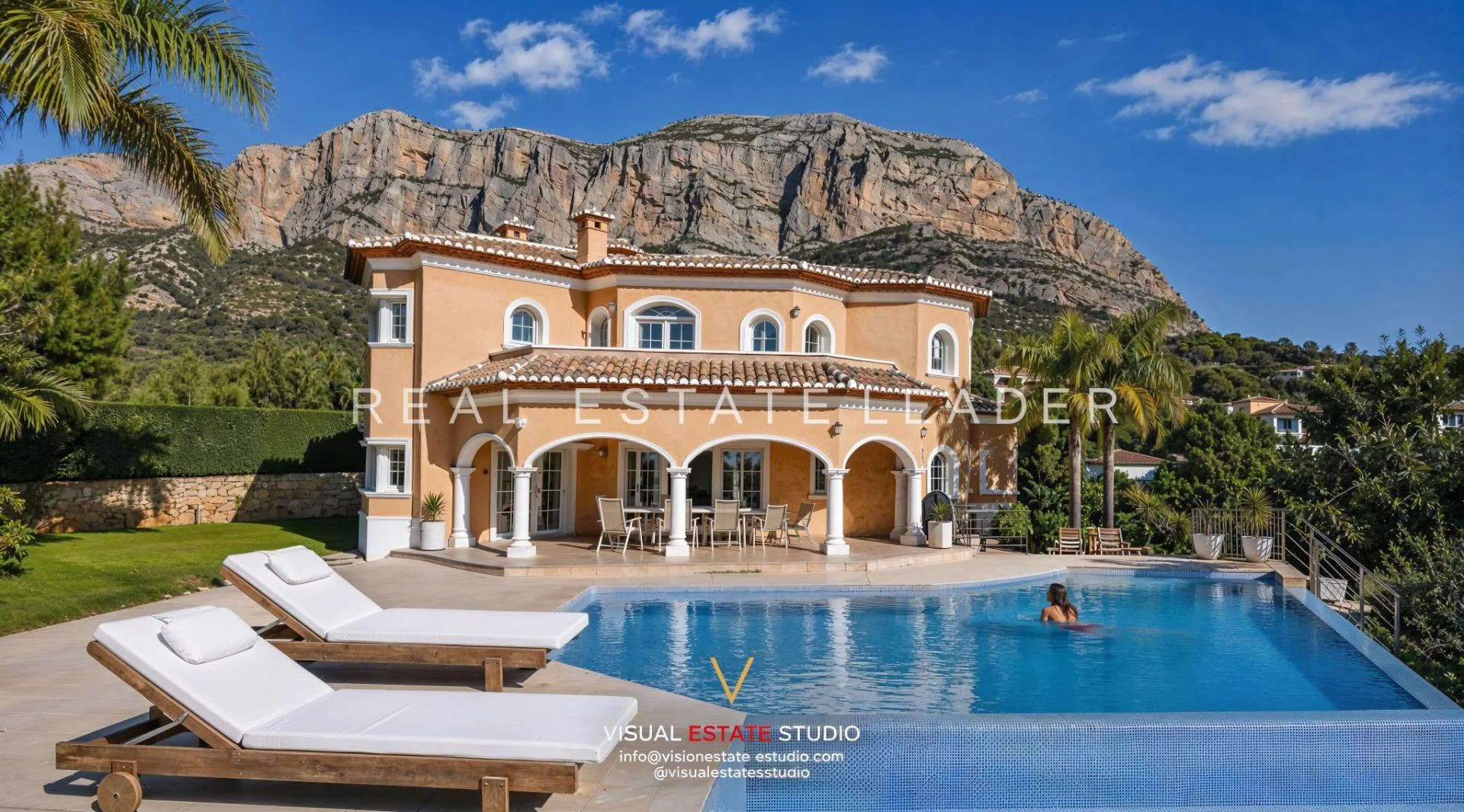 Luxury villa by Montgó, 527 m²