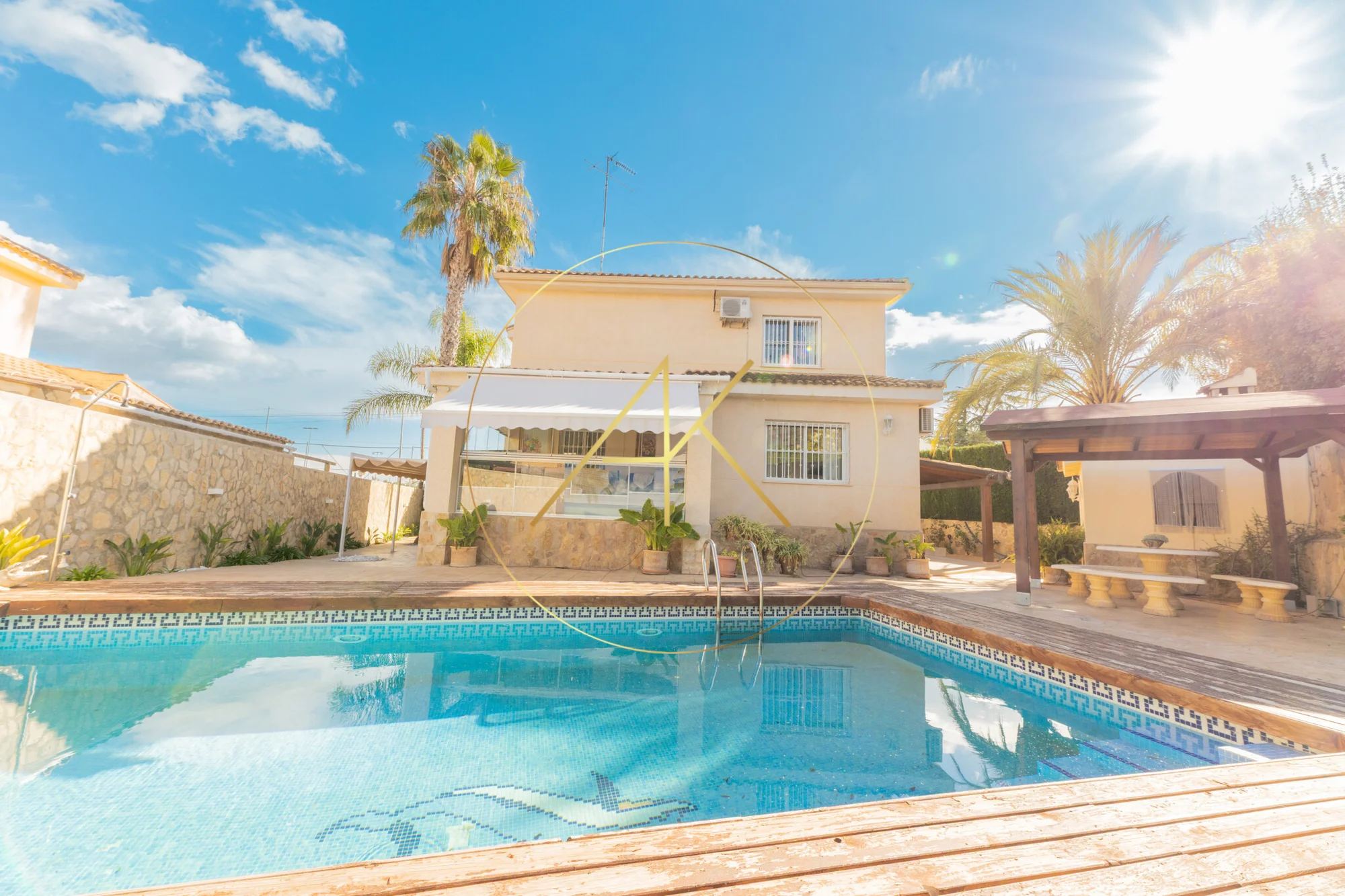 Independent chalet in Montealegre, 4 bedrooms
